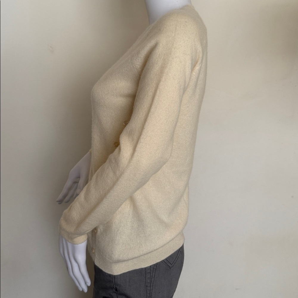 Cream Sweater - Picture 3 of 8